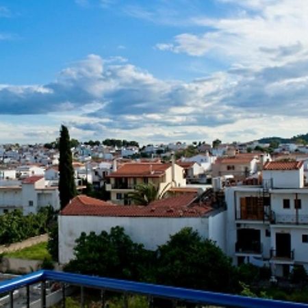 Syraina Apartments Скиатос Экстерьер фото