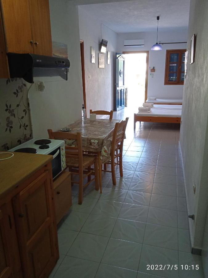 Syraina Apartments Скиатос Экстерьер фото