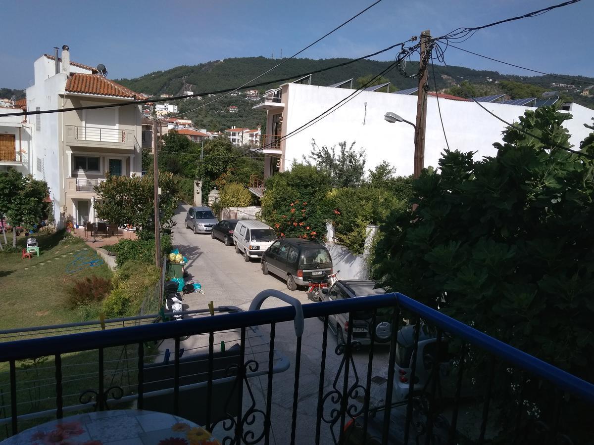 Syraina Apartments Скиатос Экстерьер фото