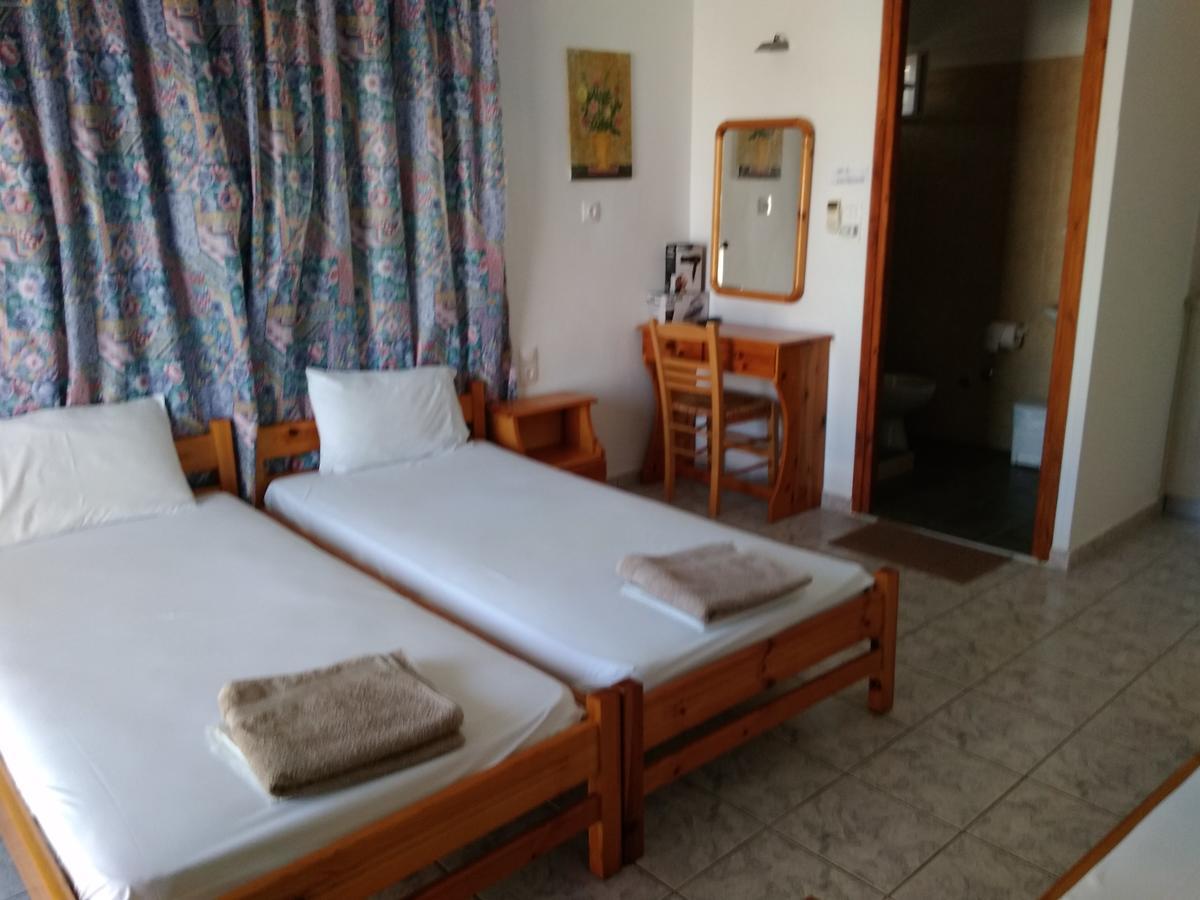 Syraina Apartments Скиатос Экстерьер фото